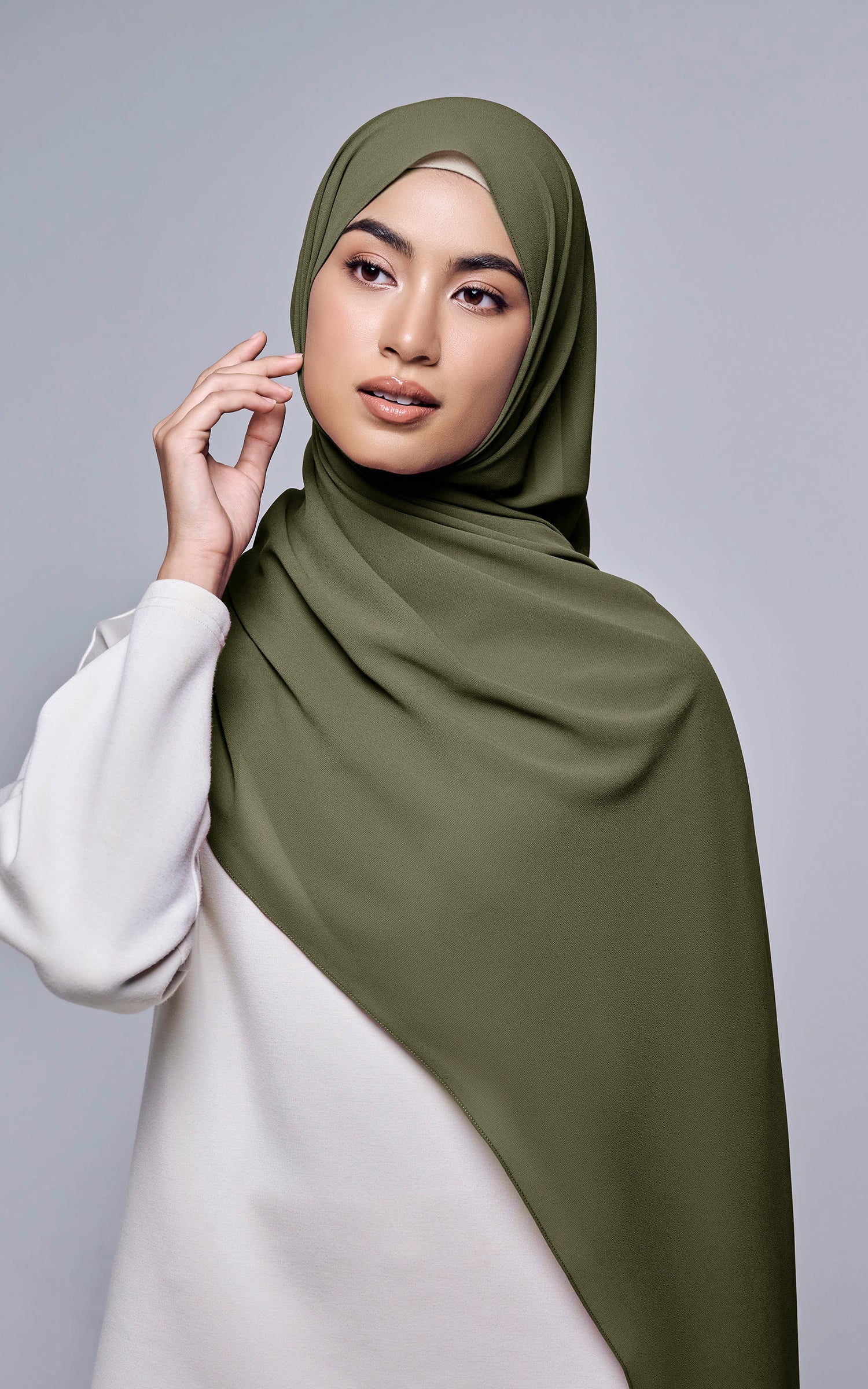 Basic Essential (BOUTIQUE)