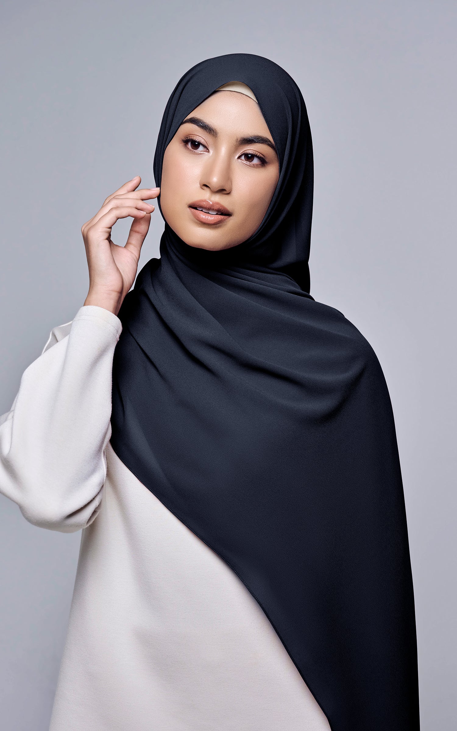 Basic Essential (BOUTIQUE)