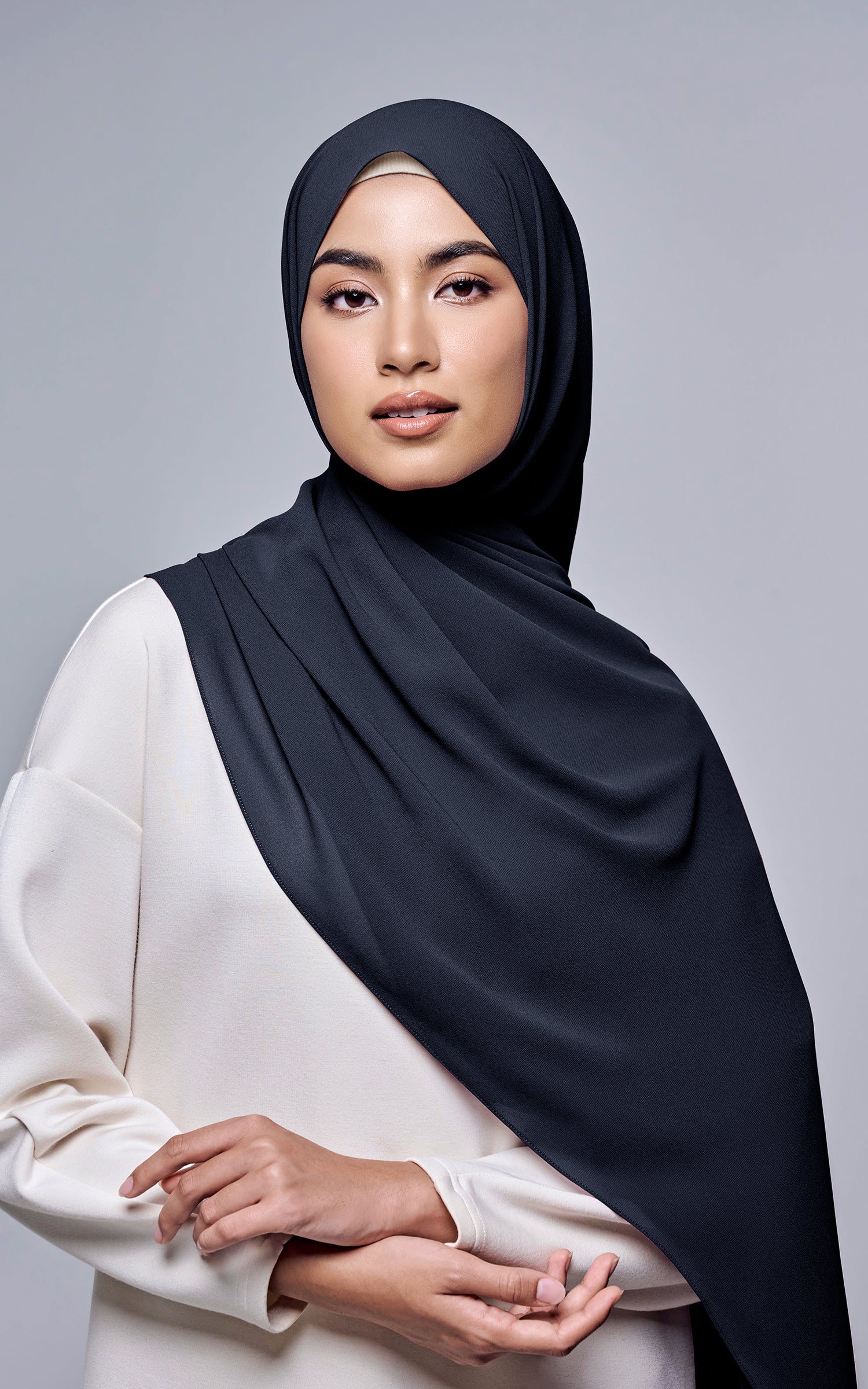 Basic Essential (BOUTIQUE)