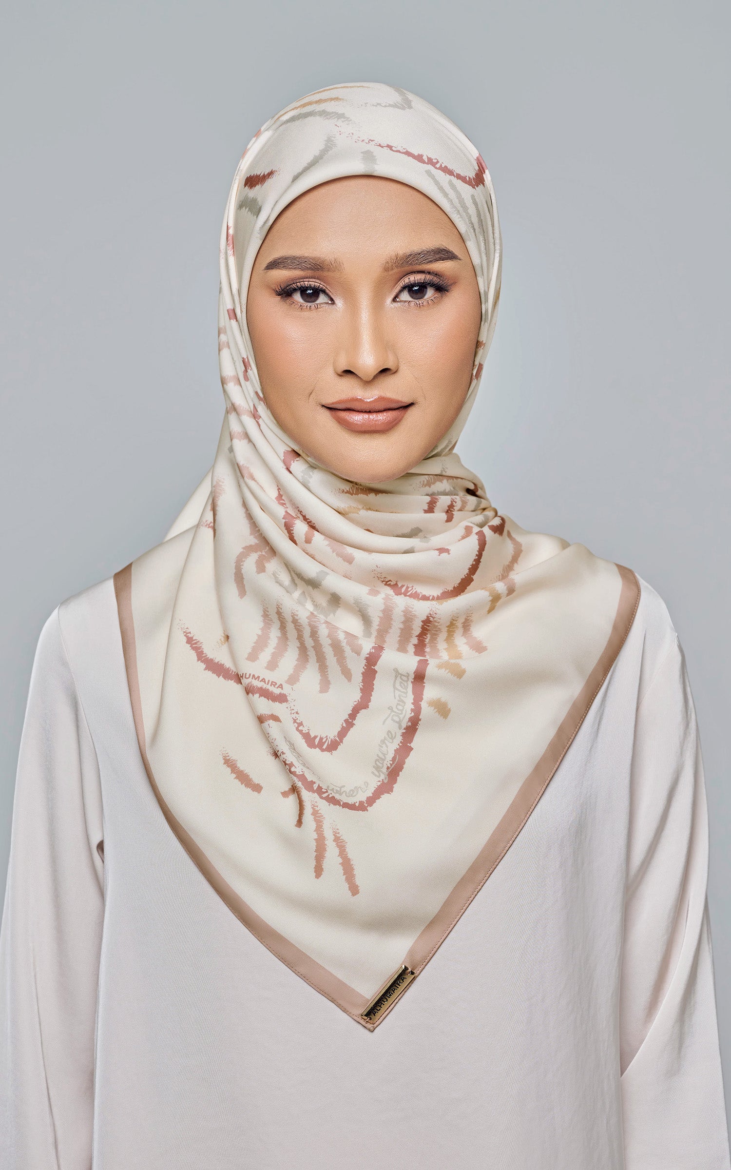 Wanderlust Strokes in Dazzle Cream