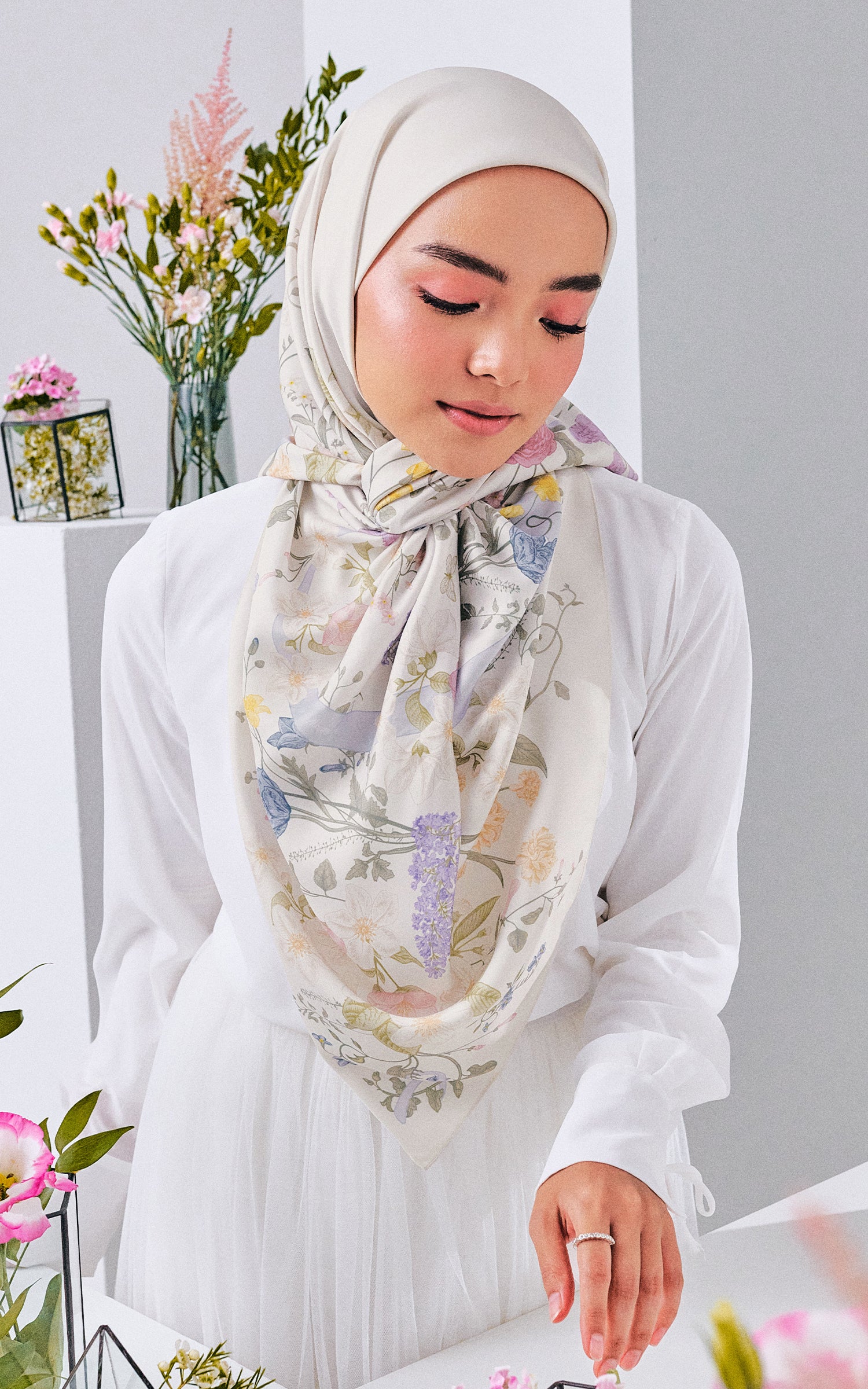 Pinktober in Divine Ivory