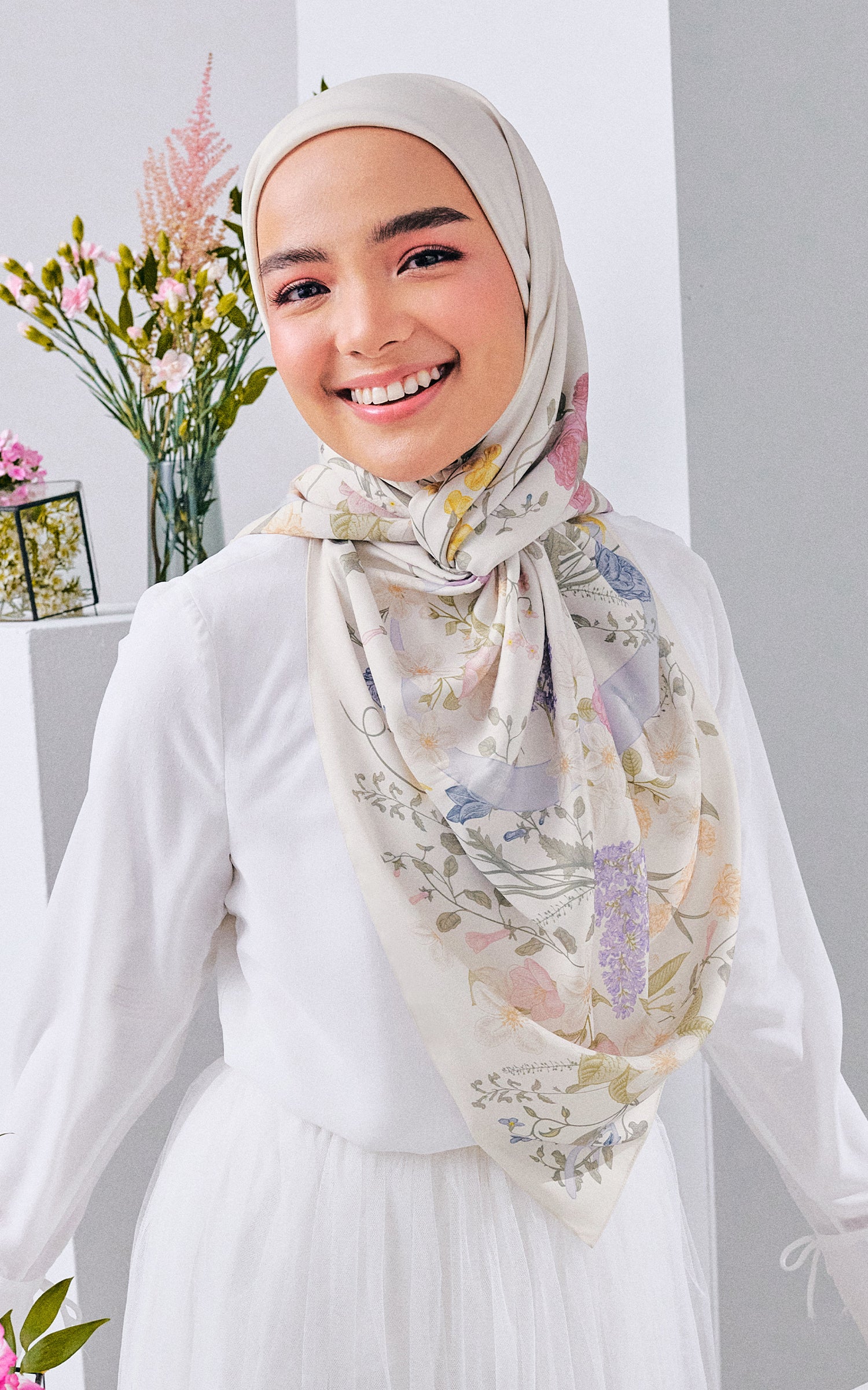 Pinktober in Divine Ivory